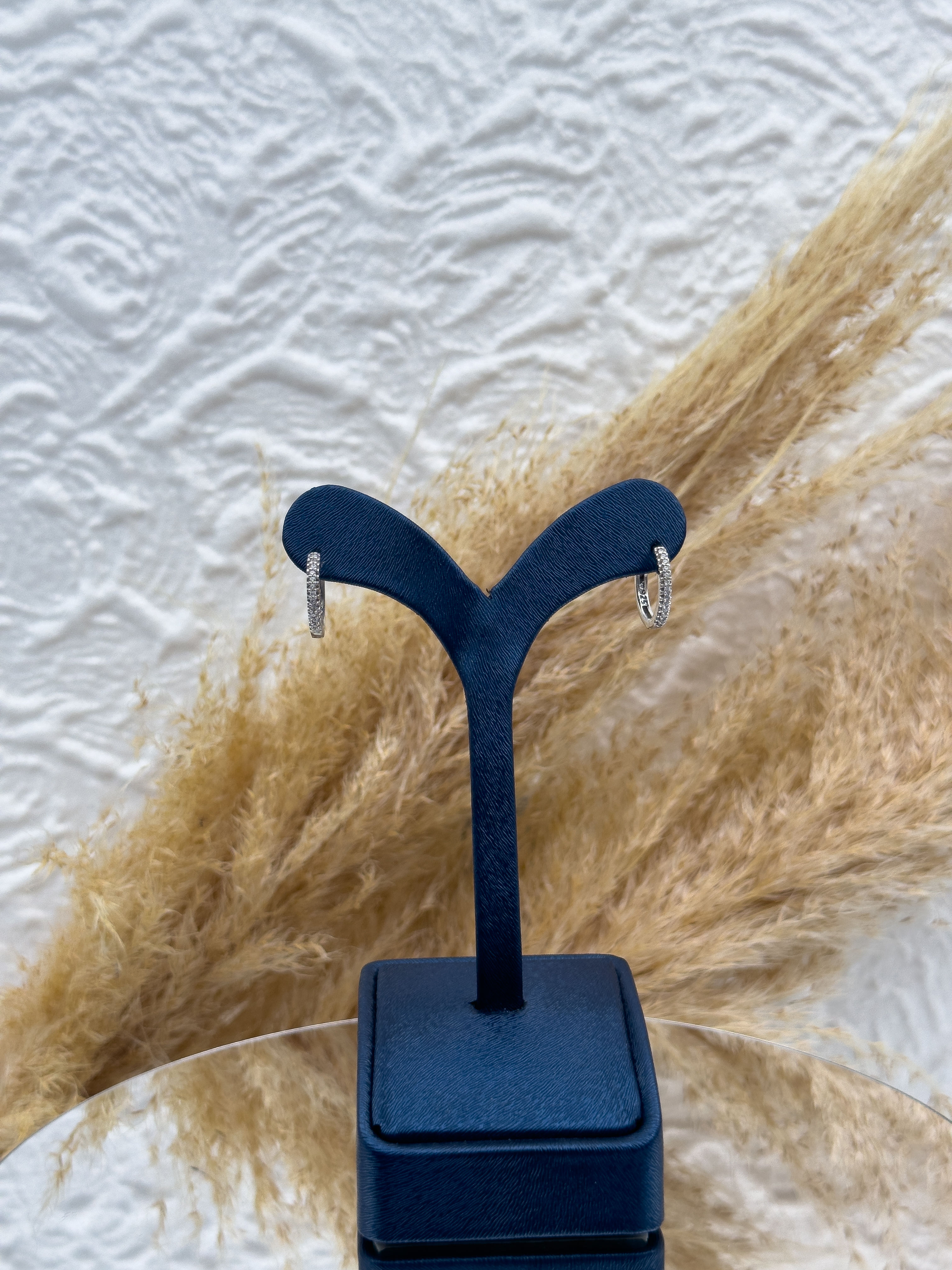 925 Ayar Gümüş Minimal Halka Zirkon Taşlı Kadın Küpe – Günlük Kullanım