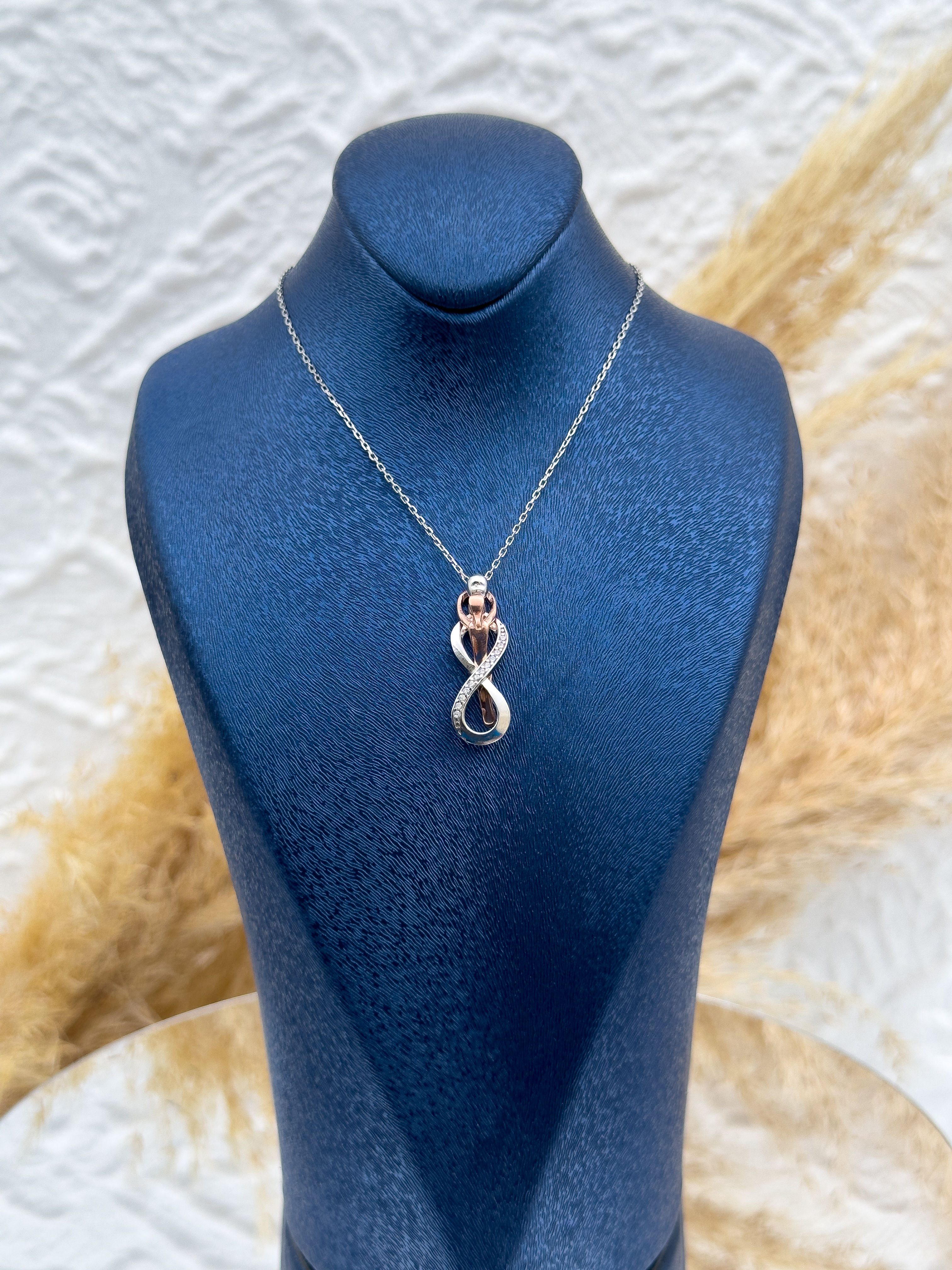 925 Ayar Gümüş Rose & Beyaz Özel Tasarım Sonsuzluk Kolye – Taşlı Zarif Kadın Kolye