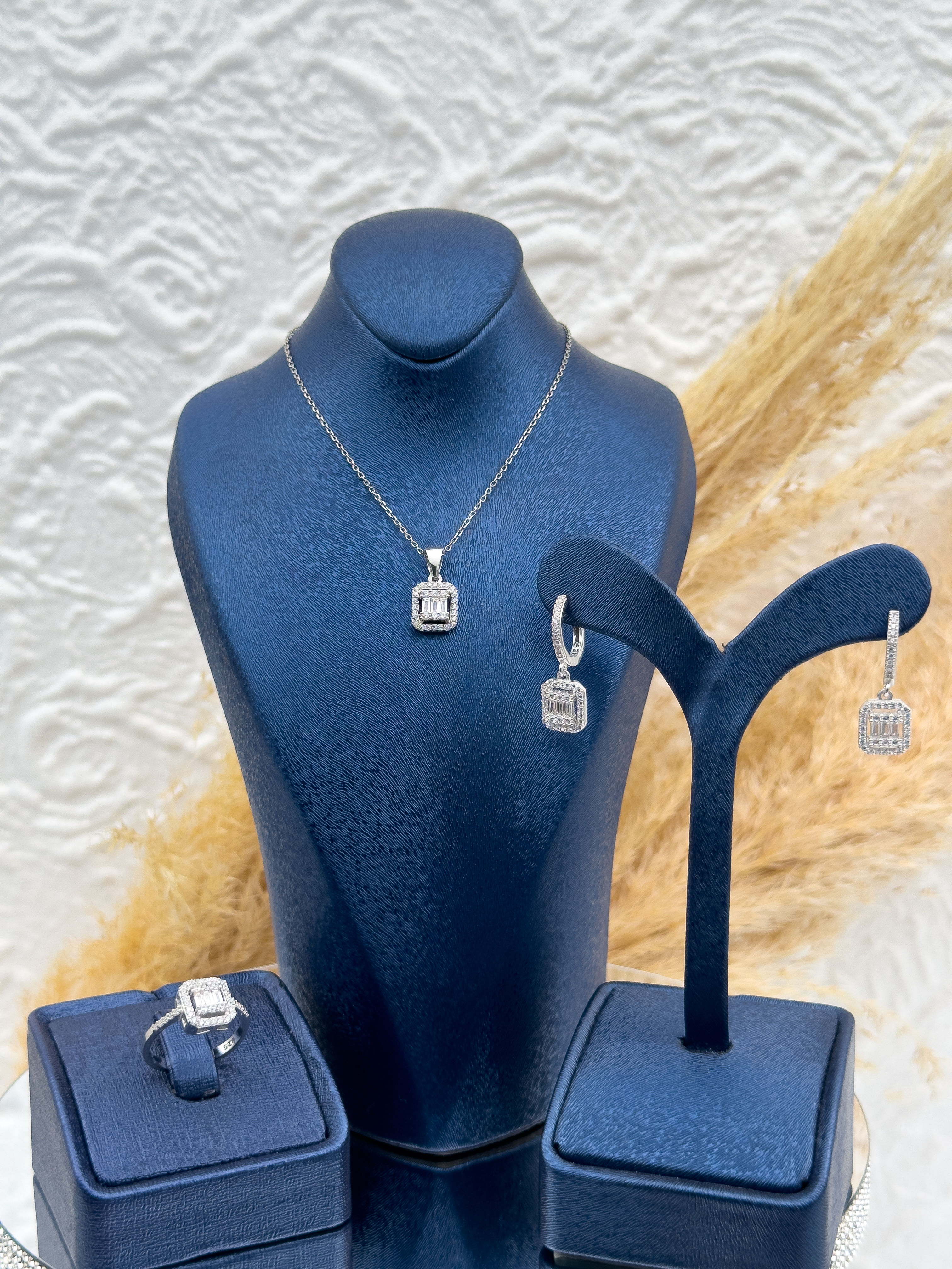 925 Ayar Gümüş Pırlanta Montür Baget Taşlı 3’lü Kadın Takı Seti