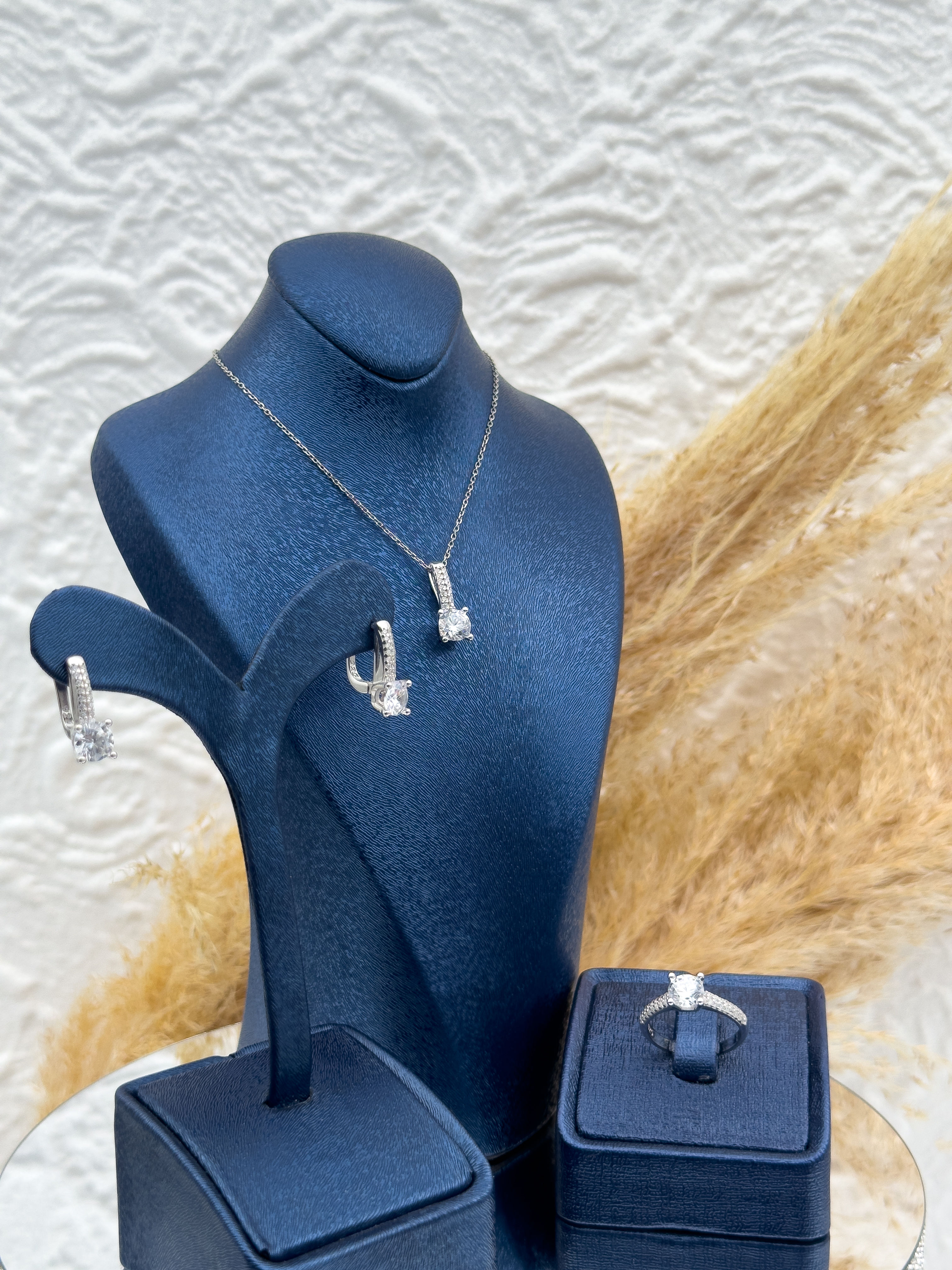 925 Ayar Gümüş Pırlanta Montür Tektaş Lüks 3’lü Kadın Takı Seti