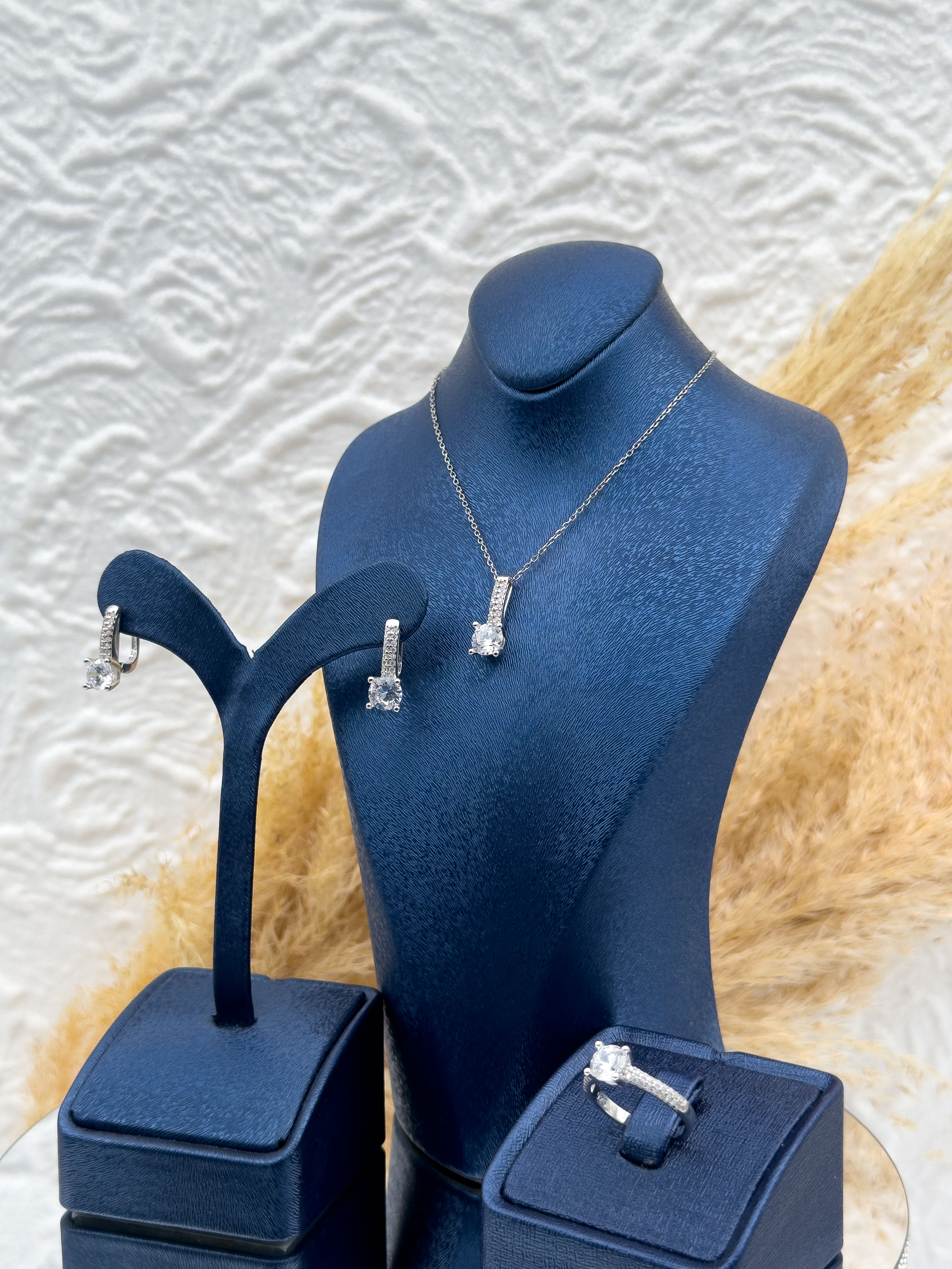 925 Ayar Gümüş Pırlanta Montür Tektaş Lüks 3’lü Kadın Takı Seti