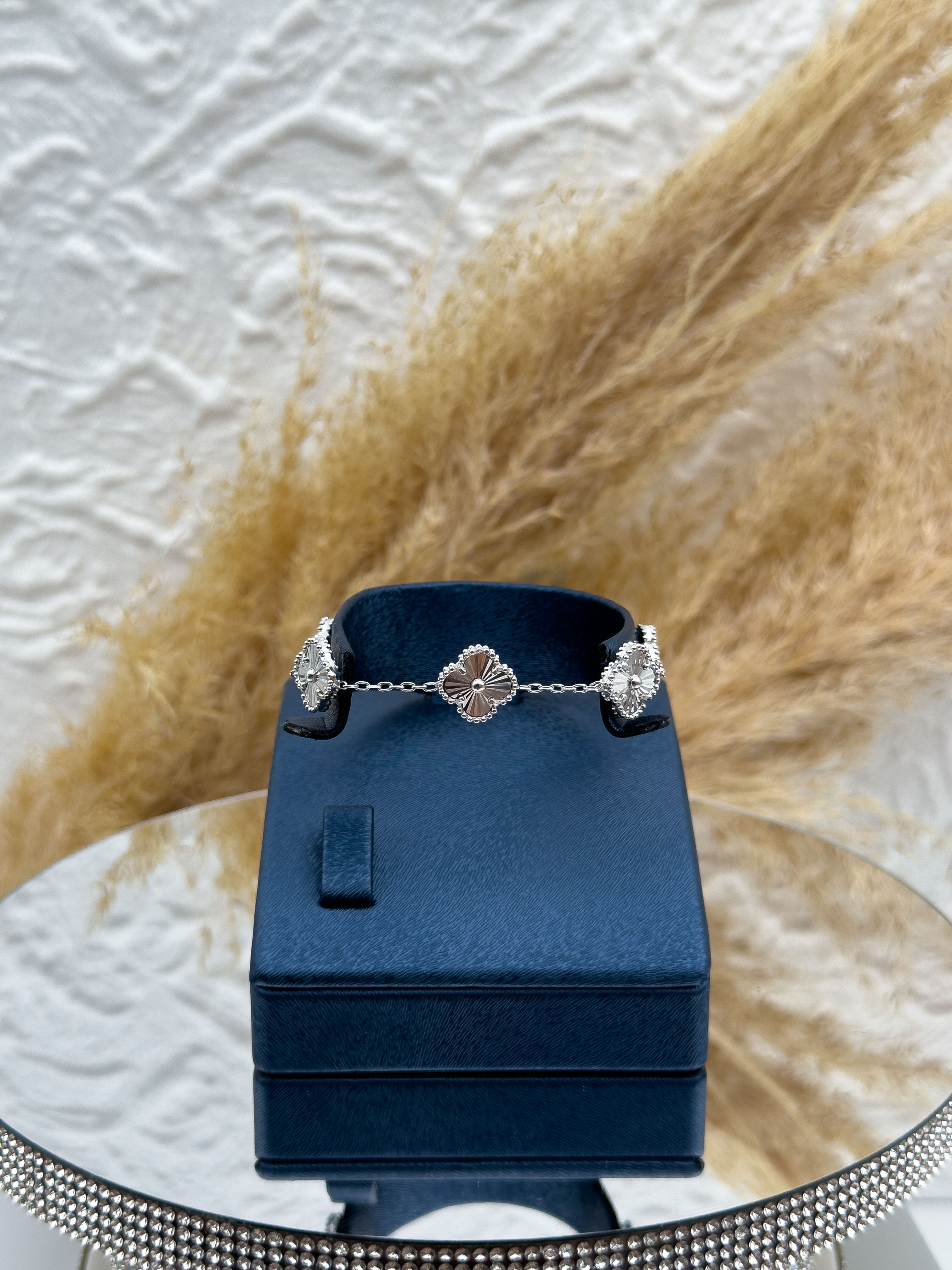 925 Ayar Gümüş Taşsız 5’li Yonca Motifli Kadın Bileklik – Özel Tasarım