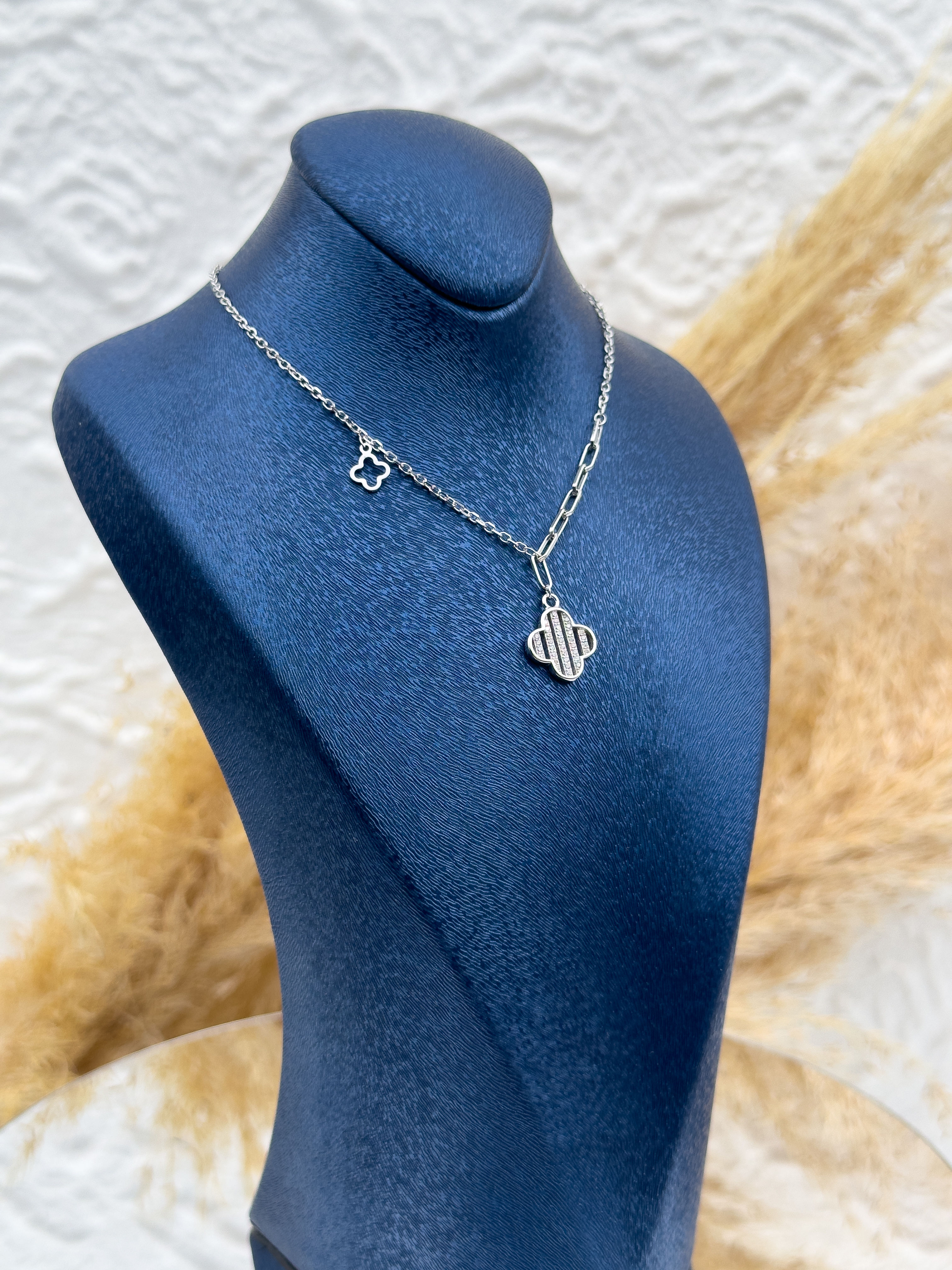 925 Ayar Gümüş Zirkon Taşlı Yonca Kadın Kolye – Özel Tasarım Ataç Zincir