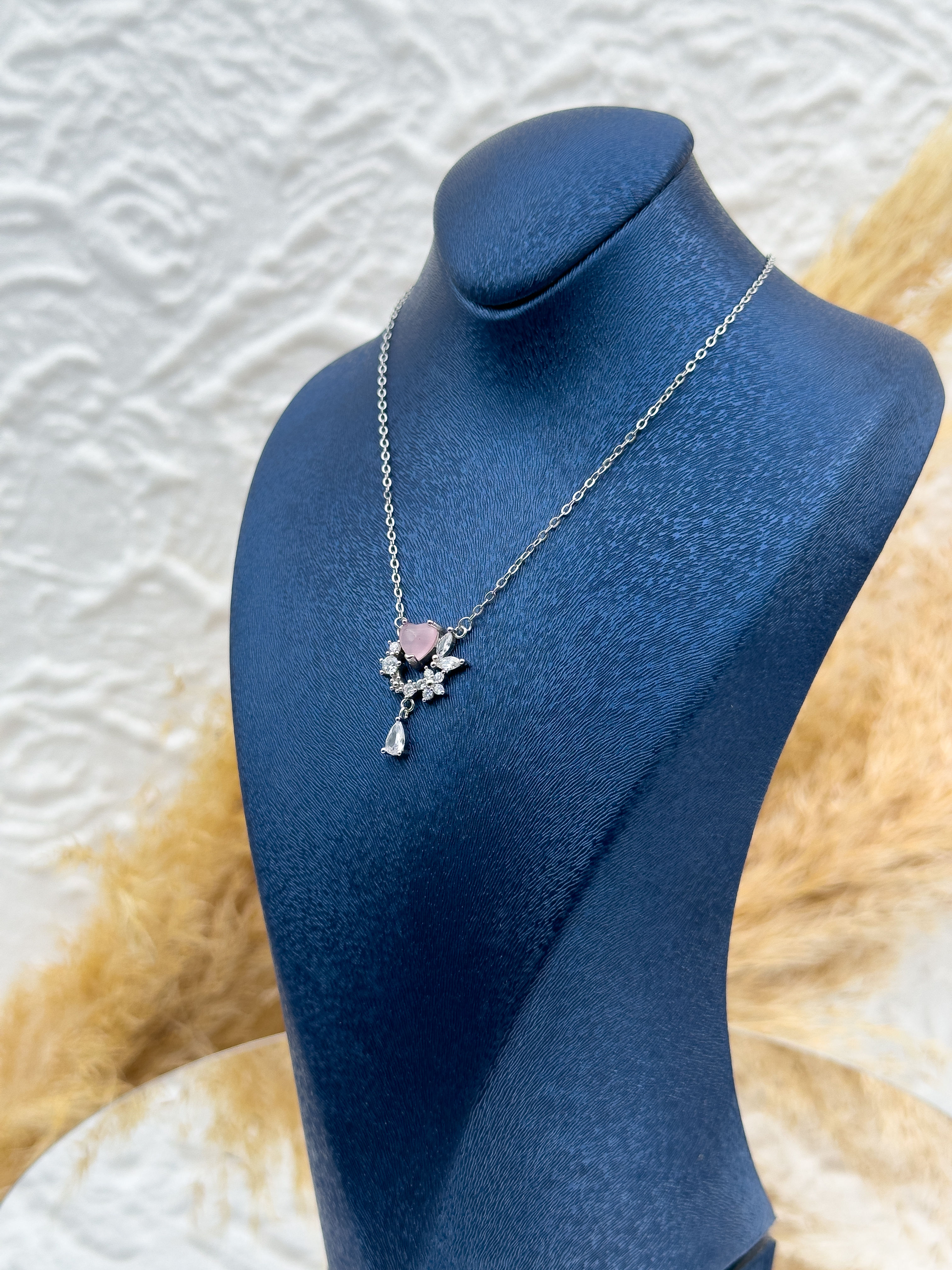 925 Ayar Gümüş Kalp Kesim Pembe Kuvars Taşlı Damla Kadın Kolye – Zirkon Detaylı Özel Tasarım