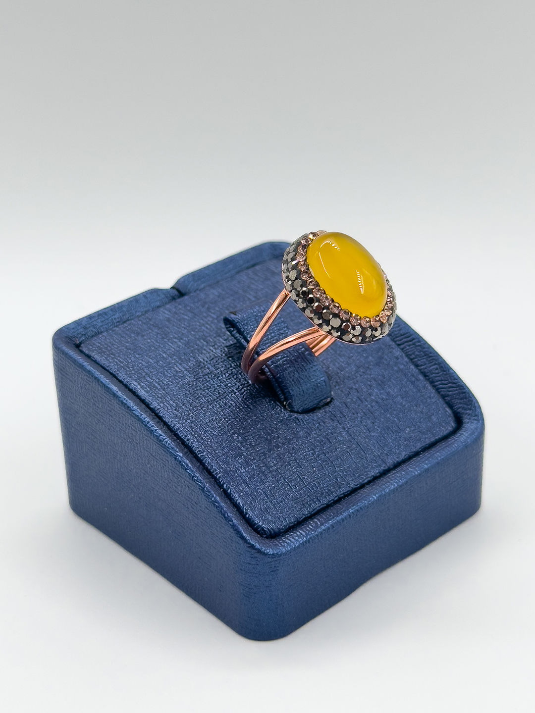 Rose Renk Kehribar Taşlı Kadın Gümüş Yüzük - Kehribar Yüzük