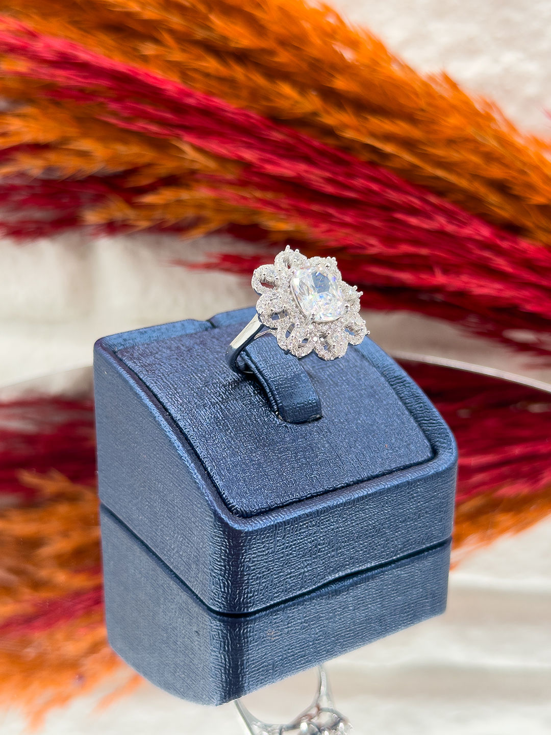 925 Ayar Gümüş Pırlanta Montürlü Zirkon Taşlı Baget Popüler Kadın Yüzük