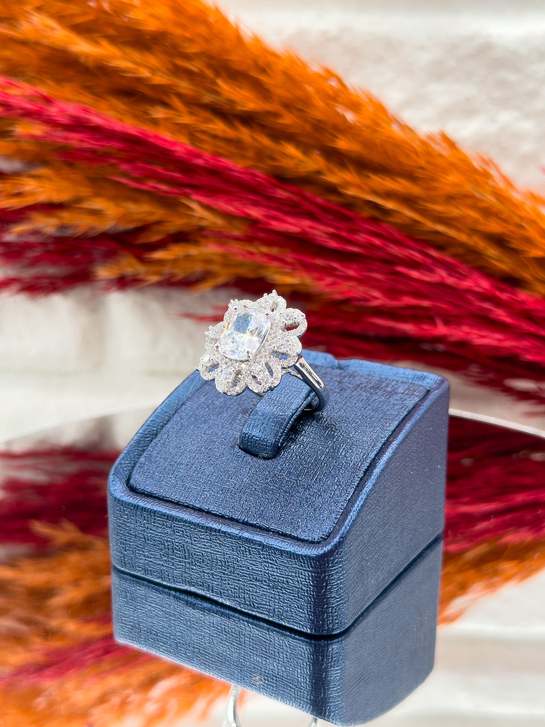 925 Ayar Gümüş Pırlanta Montürlü Zirkon Taşlı Baget Popüler Kadın Yüzük