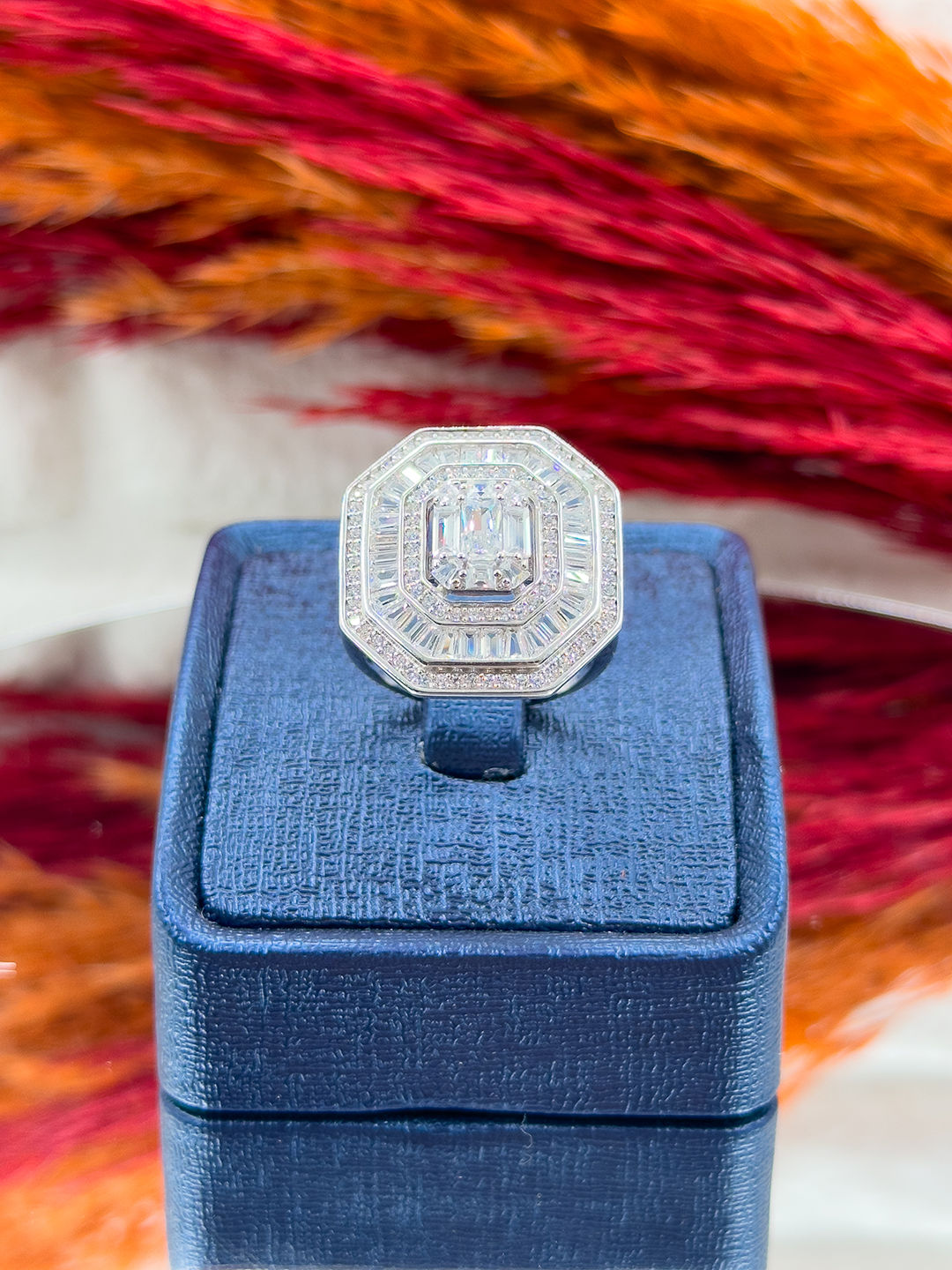 925 Ayar Gümüş Pırlanta Montürlü İri Boy Baget Trend Kadın Yüzük