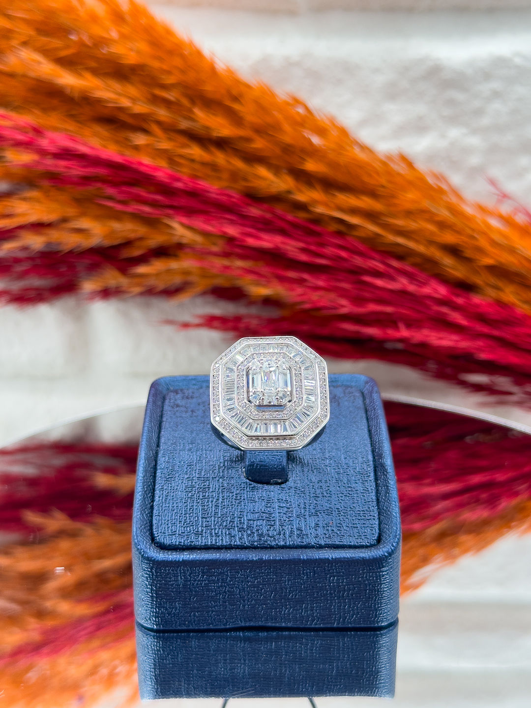 925 Ayar Gümüş Pırlanta Montürlü İri Boy Baget Trend Kadın Yüzük