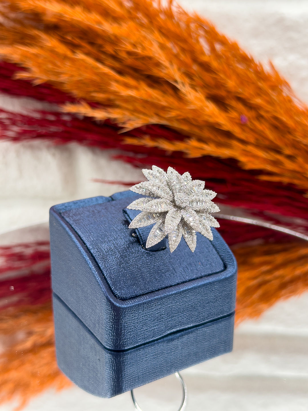 925 Ayar Gümüş Pırlanta Montürlü Zarif Kadın Yüzük