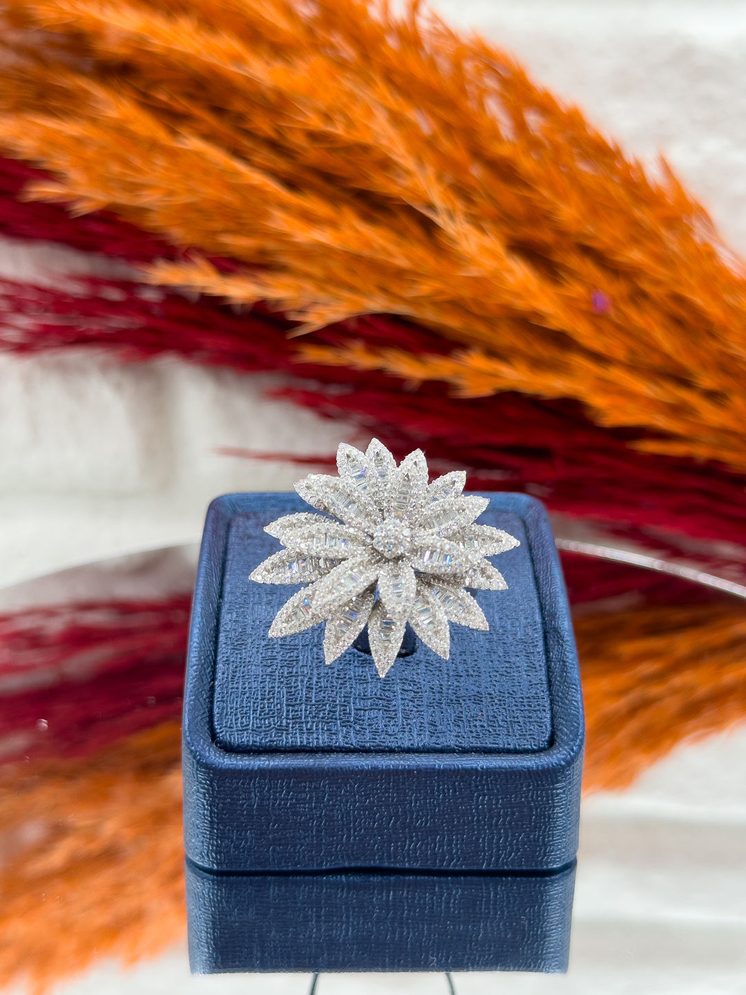 925 Ayar Gümüş Pırlanta Montürlü Zarif Kadın Yüzük