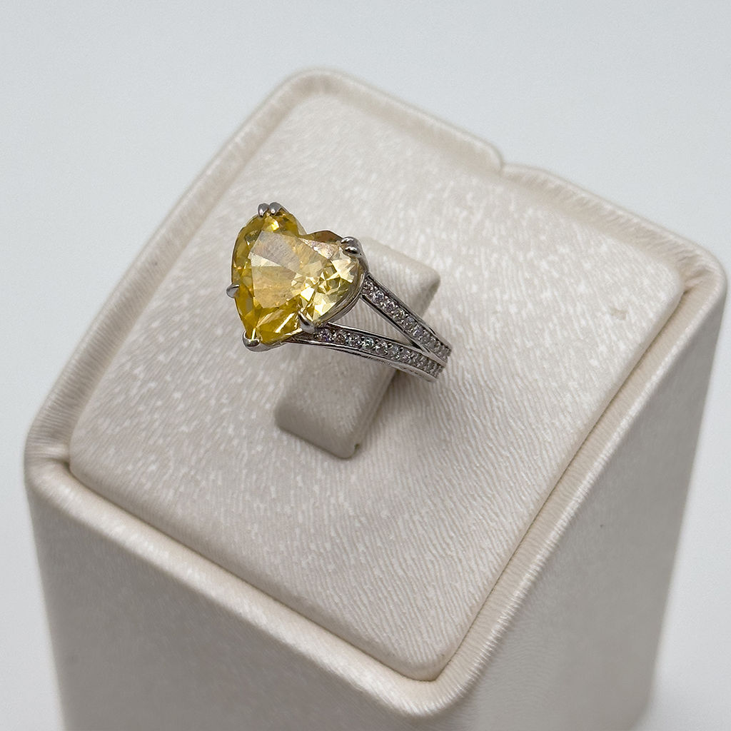 Sitrin Taşlı Gümüş Yüzük