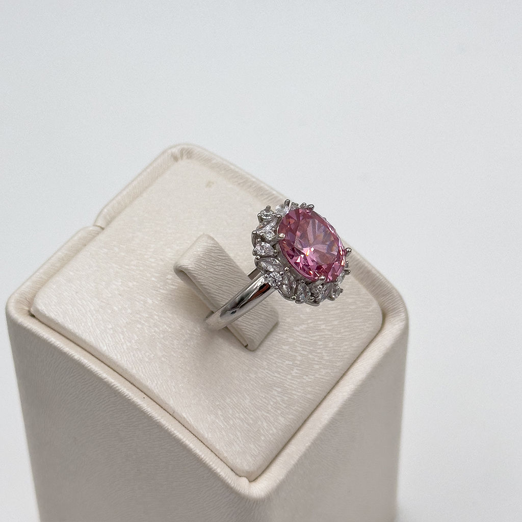 Pırlanta Montür Oval Pembe Kuvars Gümüş Yüzük