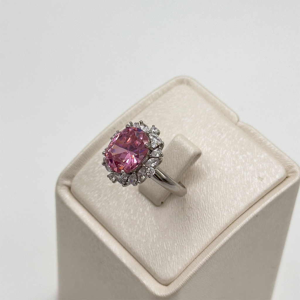 Pırlanta Montür Oval Pembe Kuvars Gümüş Yüzük