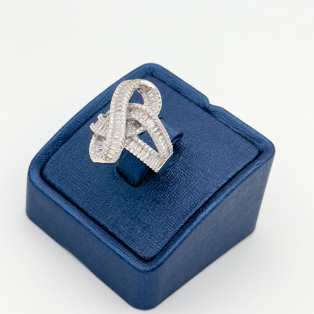 Pırlanta Montür Baget Taşlı Gümüş Yüzük