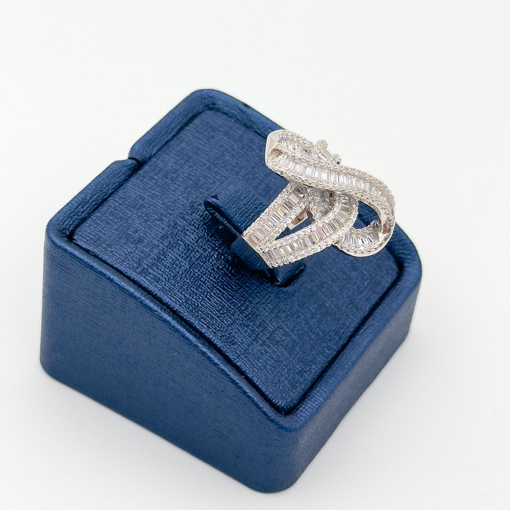 Pırlanta Montür Baget Taşlı Gümüş Yüzük