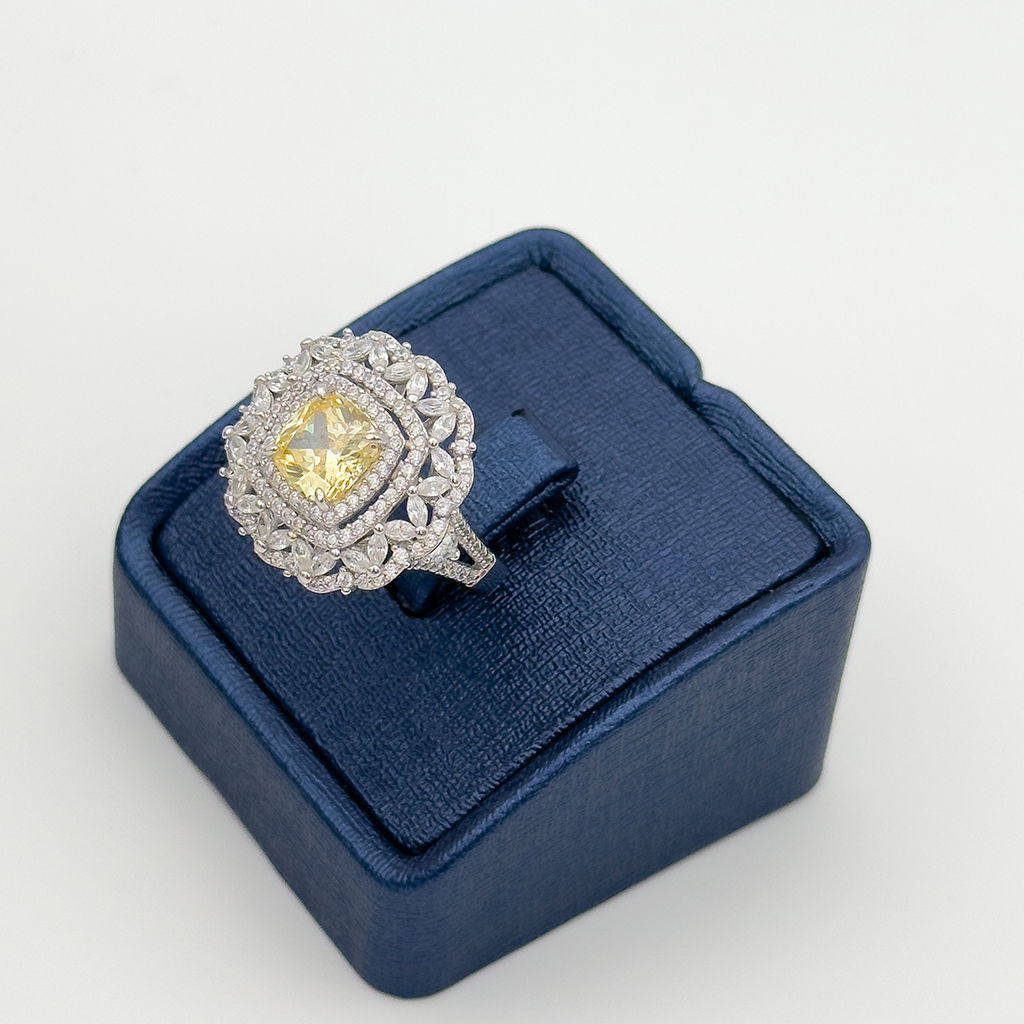 Pırlanta Montür Sitrin Taşlı Gümüş Yüzük