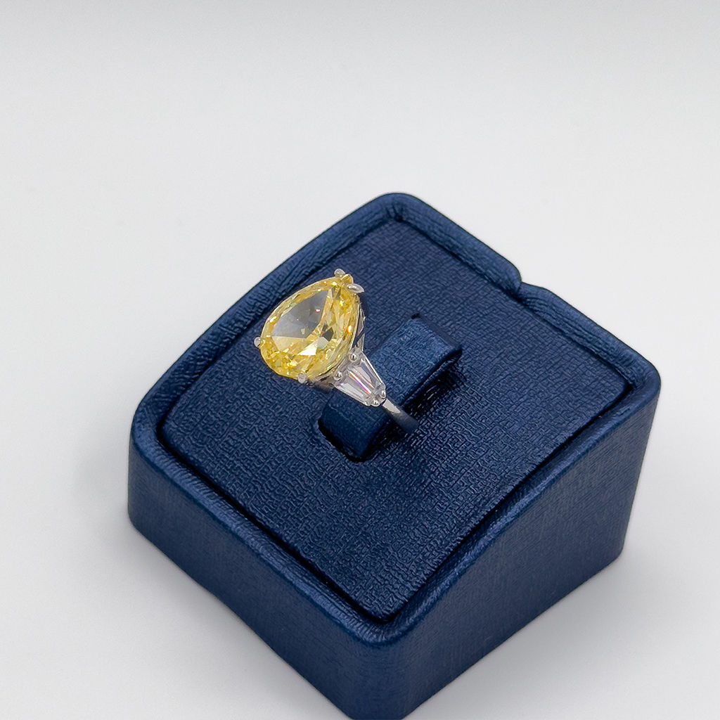 Sitrin Taşlı Damla Modeli Gümüş Yüzük