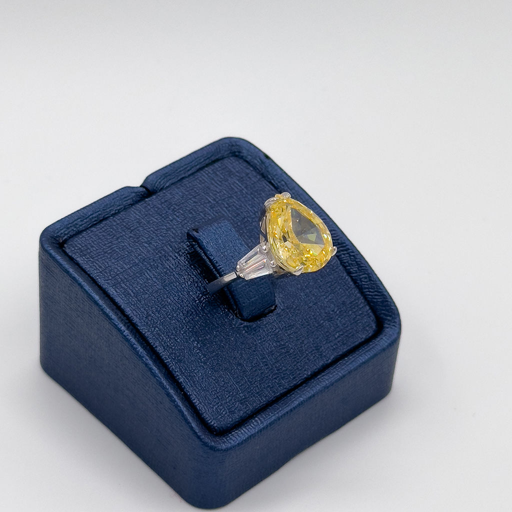 Sitrin Taşlı Damla Modeli Gümüş Yüzük