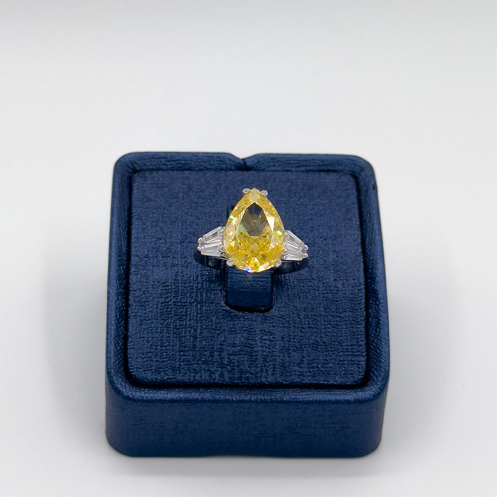 Sitrin Taşlı Damla Modeli Gümüş Yüzük