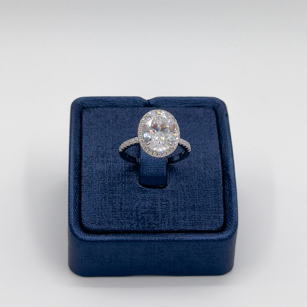 Oval Zirkon Taşlı Gümüş Yüzük