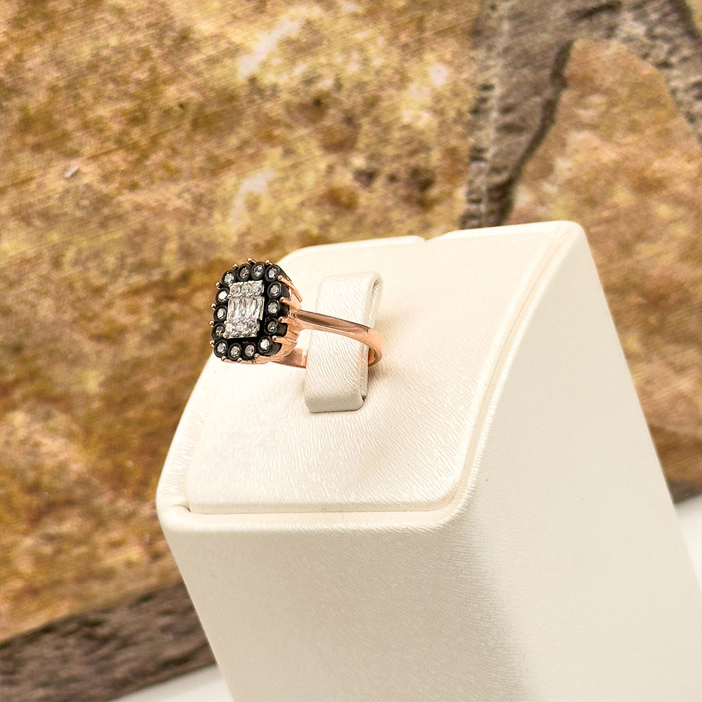 Elmas Montür Baget Taşlı Gümüş Yüzük