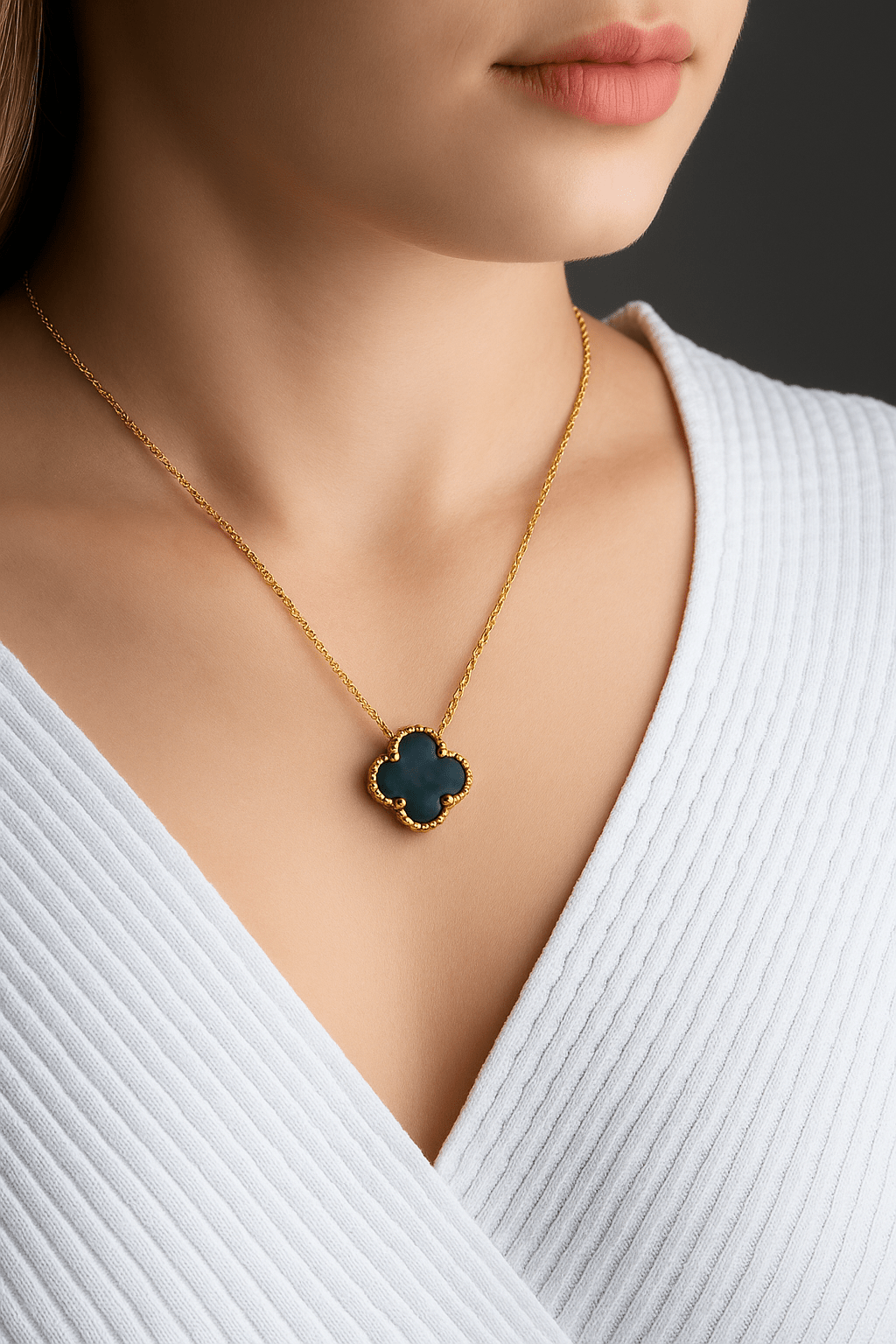 Gold Renk Hematit Taşlı Gümüş Kolye